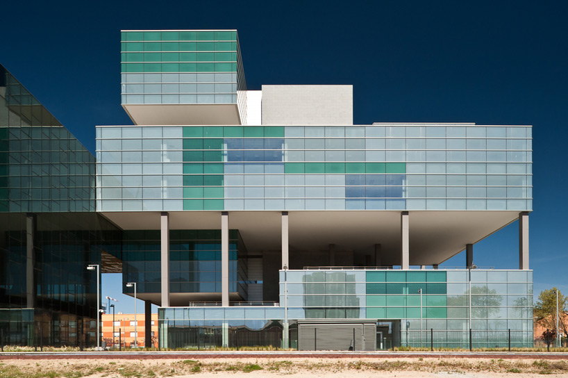 希少】 2G ／ N.38 Ofis Arhitekti 希少】 2G ／ N.38 Ofis Arhitekti